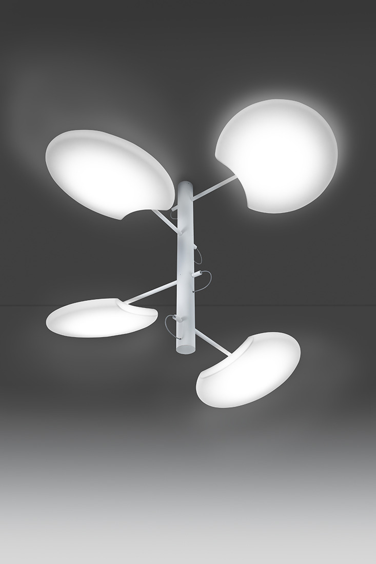 Suspension Supermoon par Josep Novell & Josep Puig i Cabeza x Alma Light Suspension Supermoon par Josep Novell & Josep Puig i Cabeza x Alma Light
