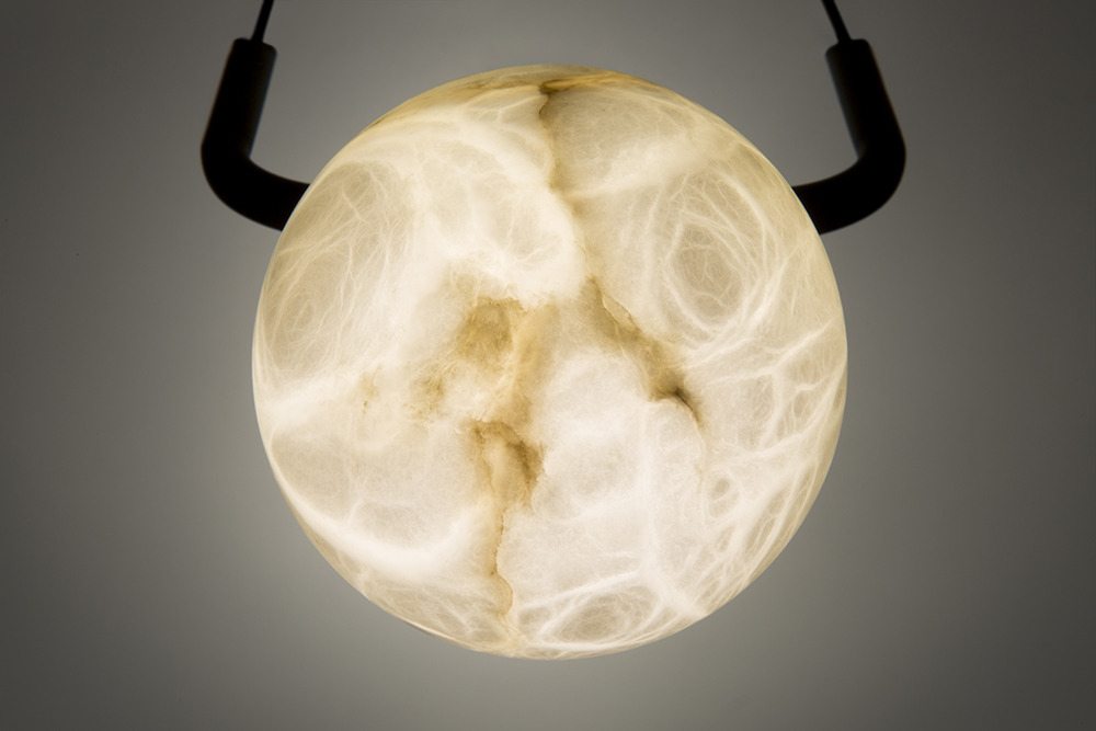 Lampadaire Tribeca par Jordi Llopis x Alma Light Lampadaire Tribeca par Jordi Llopis x Alma Light