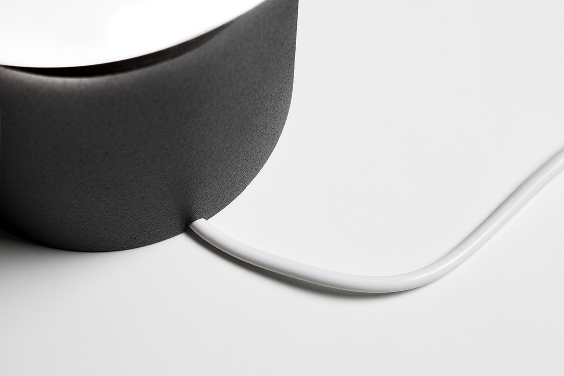 Lampe baladeuse Tribeca USB par Jordi Llopis x Alma Light Lampe baladeuse Tribeca USB par Jordi Llopis x Alma Light