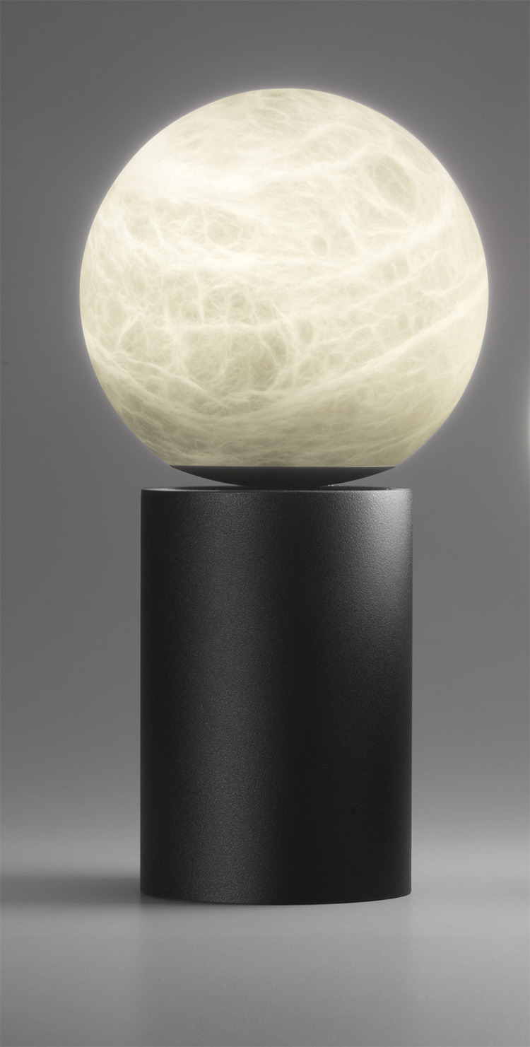 Lampe baladeuse Tribeca USB par Jordi Llopis x Alma Light Lampe baladeuse Tribeca USB par Jordi Llopis x Alma Light