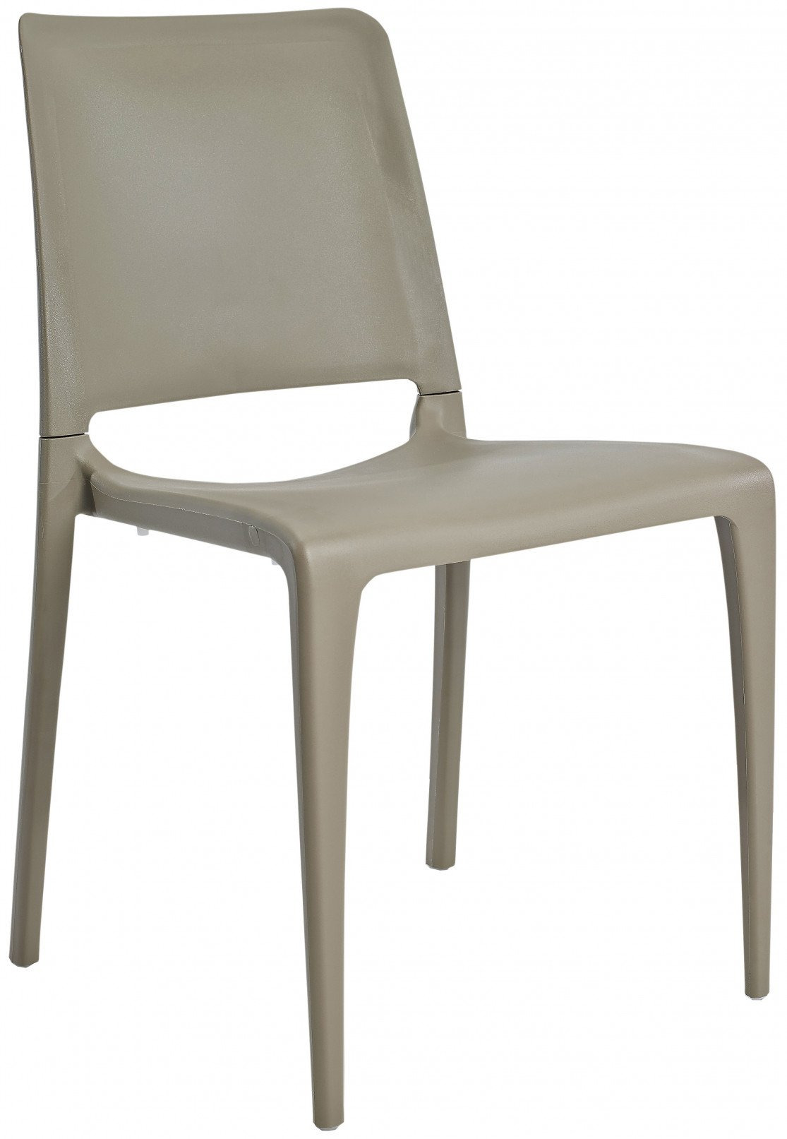 Chaise Hall en polypropylène au design contemporain par Ezpeleta Chaise Hall en polypropylène au design contemporain par Ezpeleta