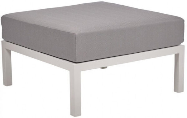Pouf Marine en aluminium au design contemporain par Ezpeleta