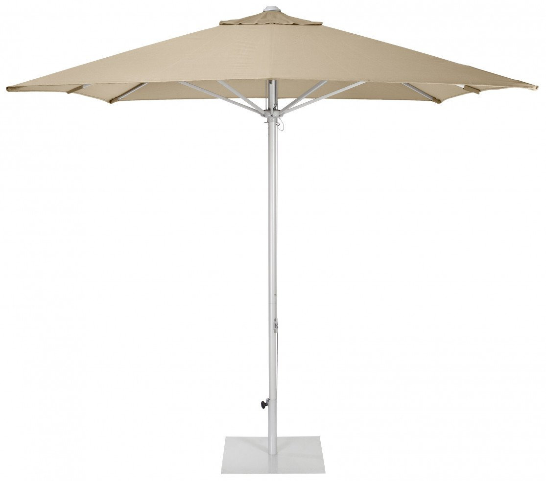 Parasol Carré Vigo en aluminium au design contemporain par Ezpeleta Parasol Carré Vigo en aluminium au design contemporain par Ezpeleta