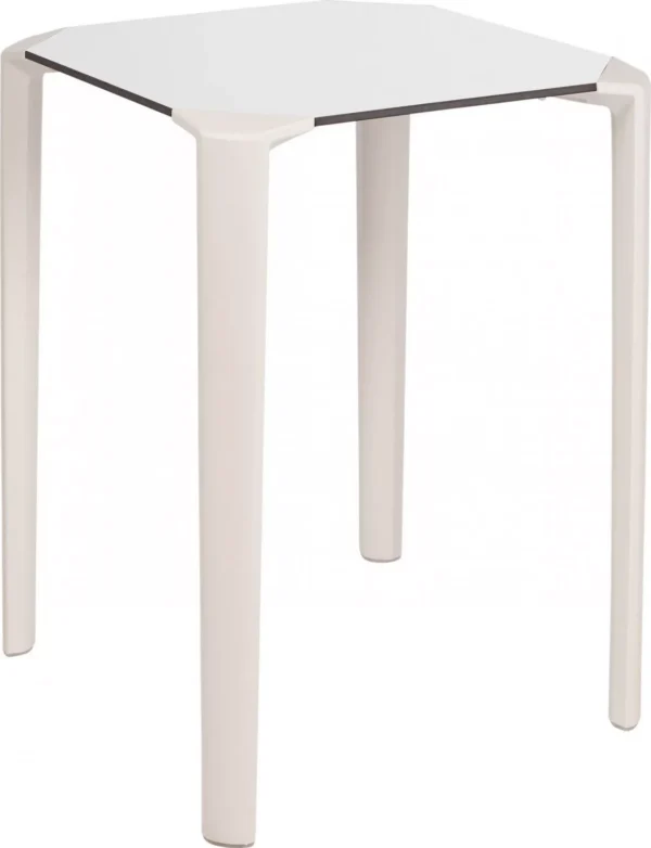 Table One square en polypropylène au design contemporain par Ezpeleta