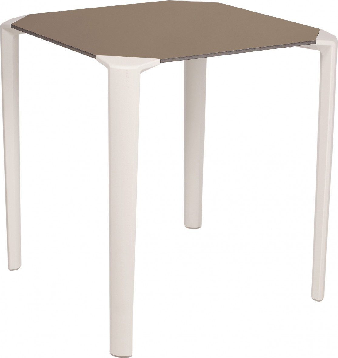 Table One square en polypropylène au design contemporain par Ezpeleta Table One square en polypropylène au design contemporain par Ezpeleta