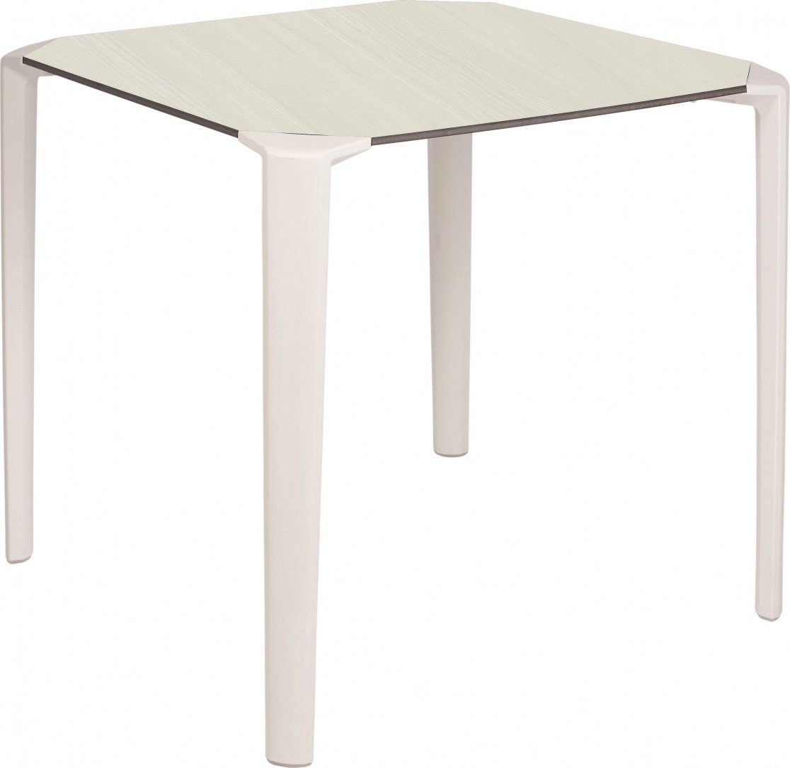 Table One square en polypropylène au design contemporain par Ezpeleta Table One square en polypropylène au design contemporain par Ezpeleta