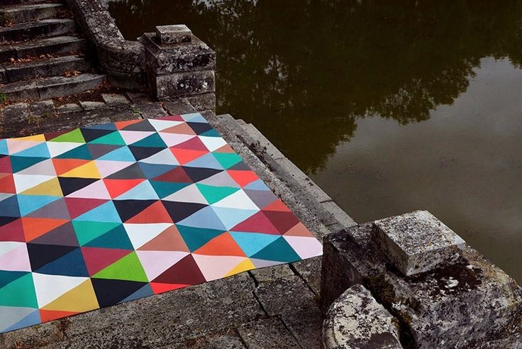 Papier peint design intissé Mosaic Classic au design géométrique