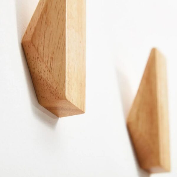 patère cube pointu en situation