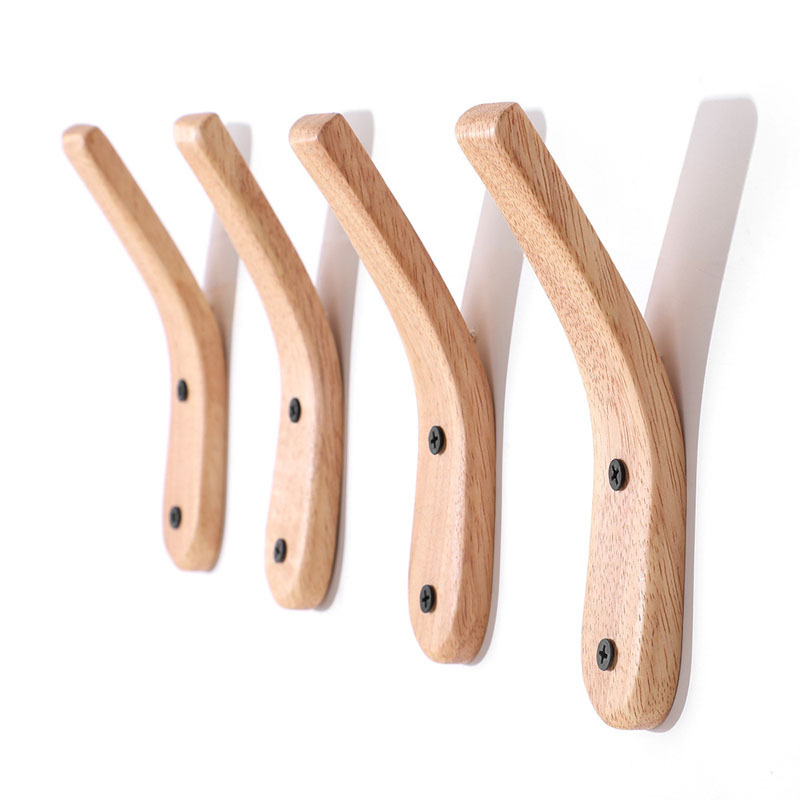 Patère murale Woody 6 au design naturel en bois naturel