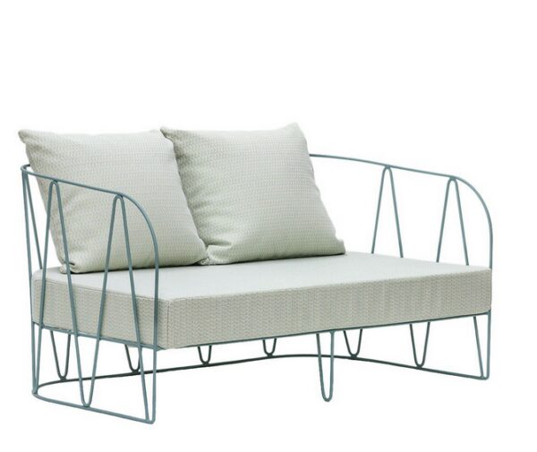 Canapé Lagarto en acier au design industriel par iSi Design Group x iSimar