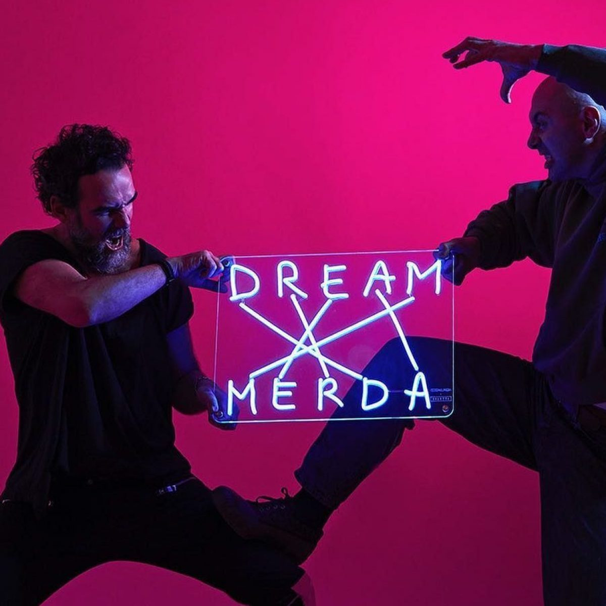 Applique néon Codalunga Dream Merda en acrylique imprimé avec un tube à LED en silicone par Nico Vascellari x Seletti Applique néon Codalunga Dream Merda en acrylique imprimé avec un tube à LED en silicone par Nico Vascellari x Seletti