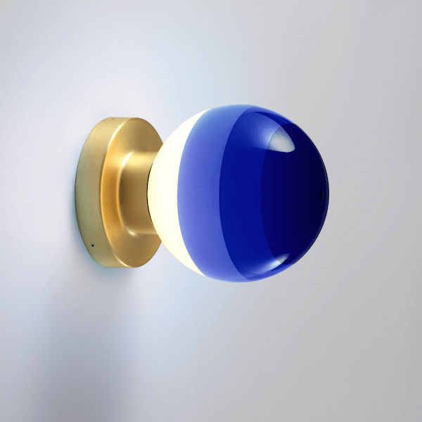 Applique murale Dipping Light A2-13 en laiton brossé par Jordi Canudas - Marset Applique murale Dipping Light A2-13 en laiton brossé par Jordi Canudas - Marset