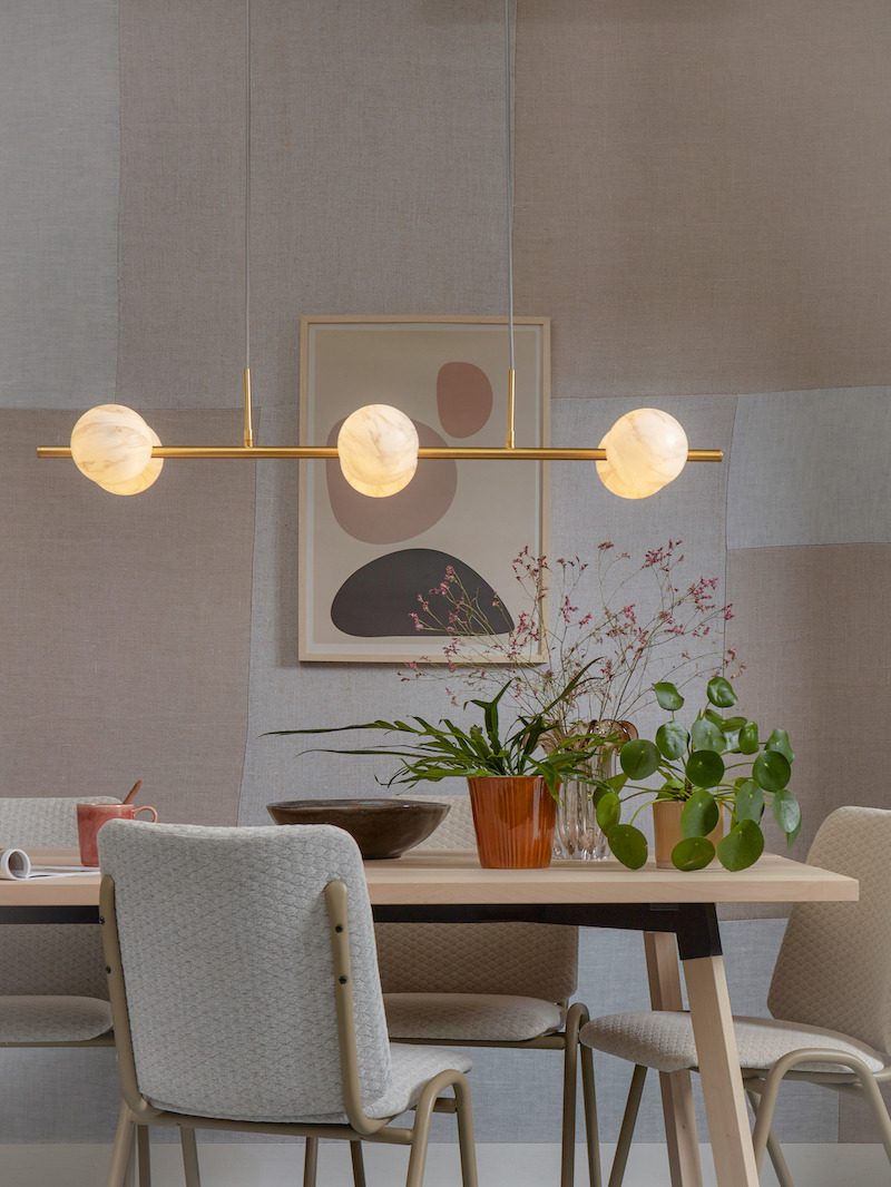 Suspension Carrara en verre et métal au design chic par It's About Romi Suspension Carrara en verre et métal au design chic par It's About Romi
