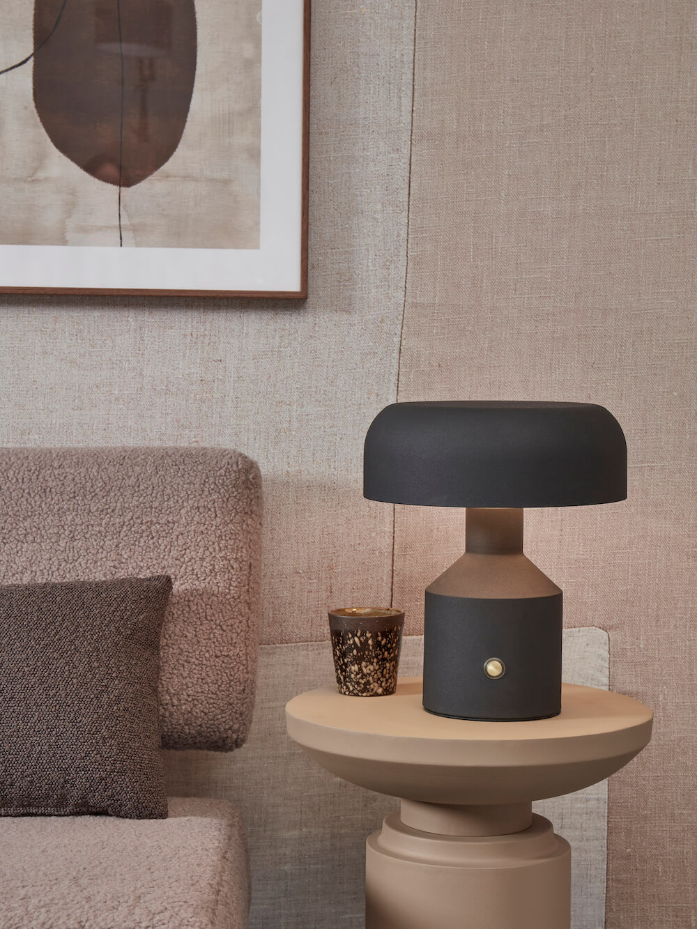 Lampe a poser Porto en métal au design contemporain par It's About Romi Lampe a poser Porto en métal au design contemporain par It's About Romi