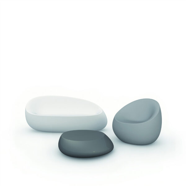 Sofa Stone en polyéthylène au design contemporain par Stefano Giovannoni & Elisa Gargan x Vondom