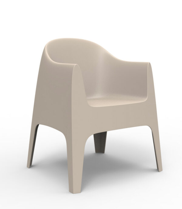 Fauteuil Solid en polypropylène au design contemporain par Stefano Giovannoni x Vondom