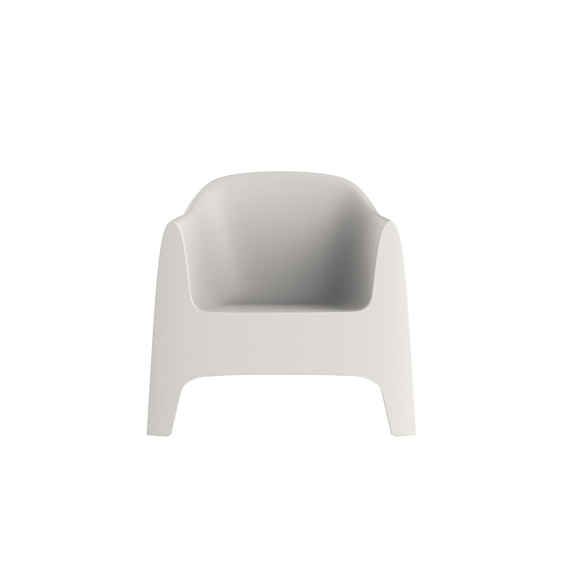 Fauteuil Solid en polypropylène au design contemporain par Stefano Giovannoni x Vondom Fauteuil Solid en polypropylène au design contemporain par Stefano Giovannoni x Vondom