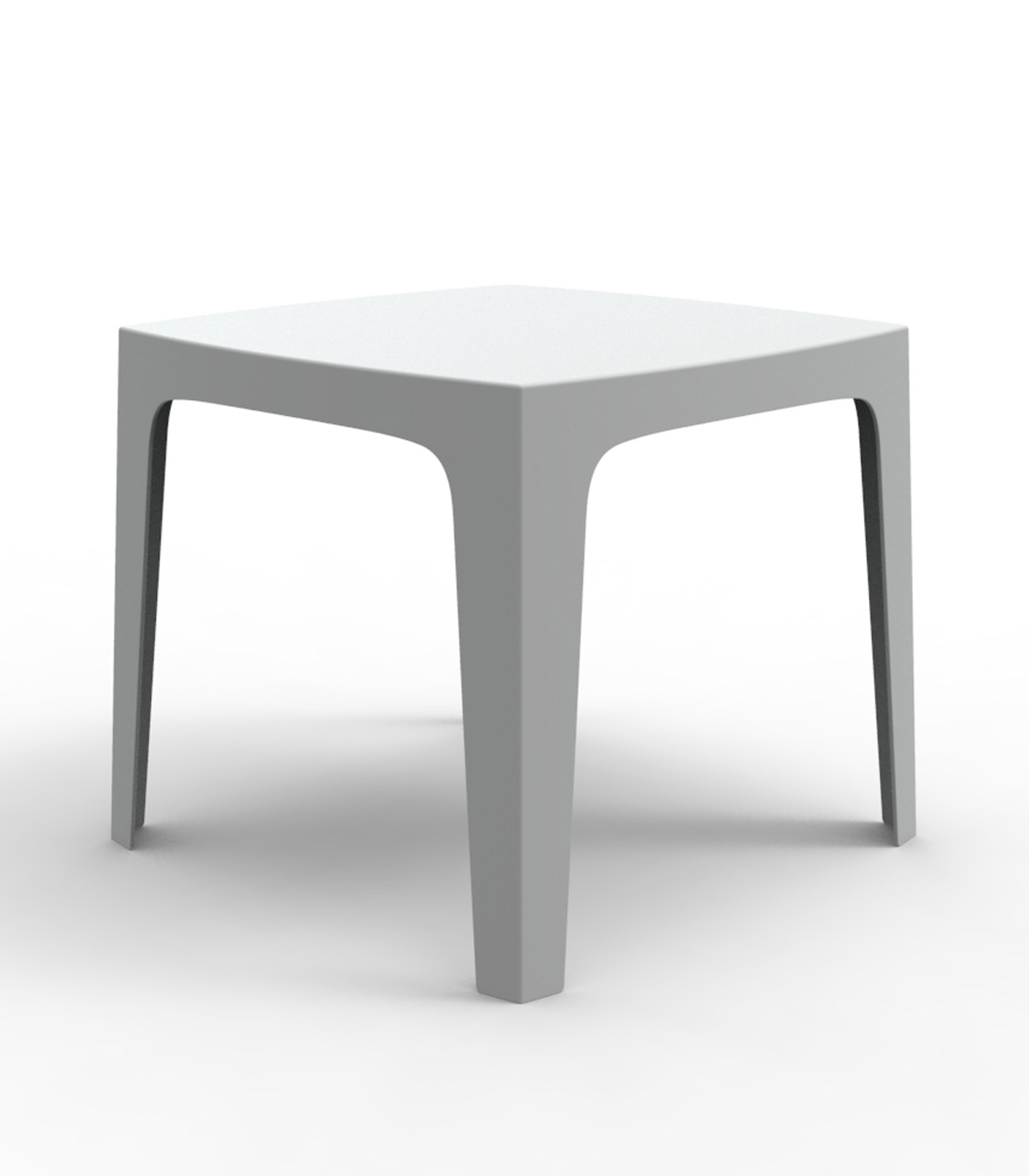 Table Solid en polypropylène au design contemporain par Stefano Giovannoni x Vondom