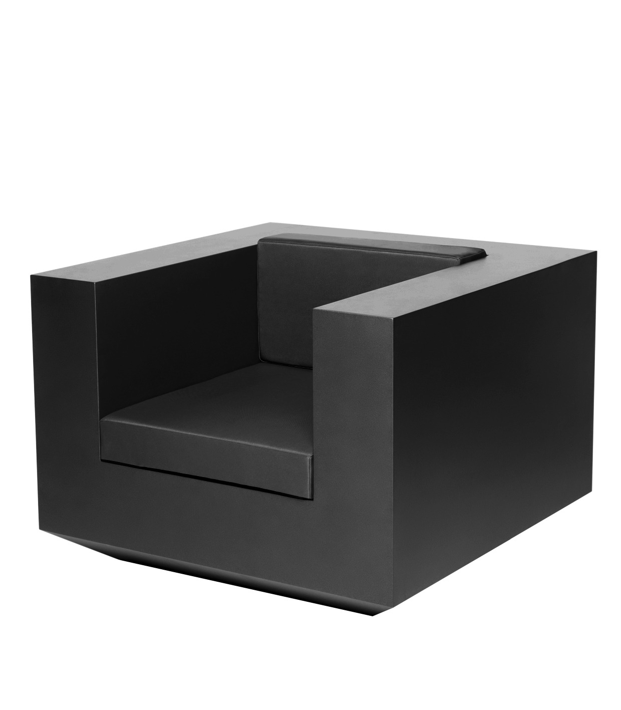 Lounge Vela en polyéthylène au design contemporain par Ramon Esteve x Vondom Lounge Vela en polyéthylène au design contemporain par Ramon Esteve x Vondom