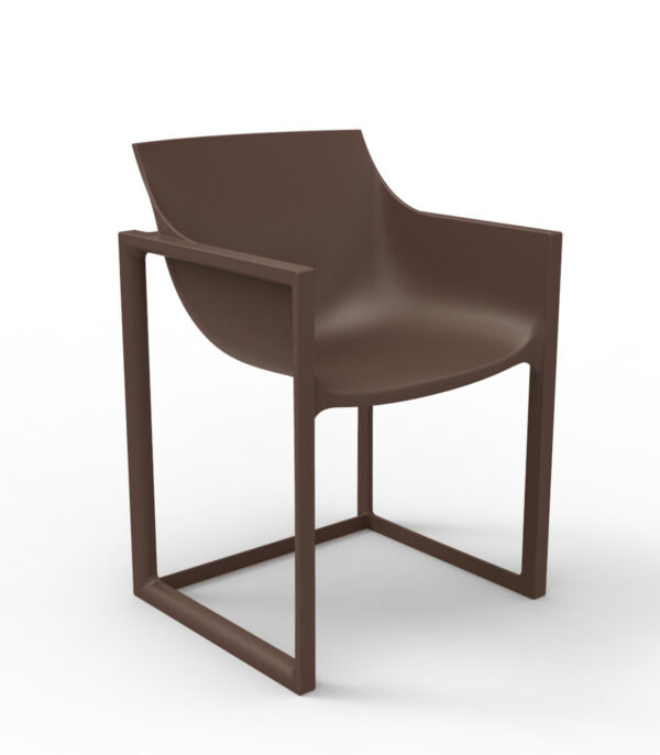 Fauteuil Wall Street en polypropylène au design contemporain par Eugeni Quitllet x Vondom
