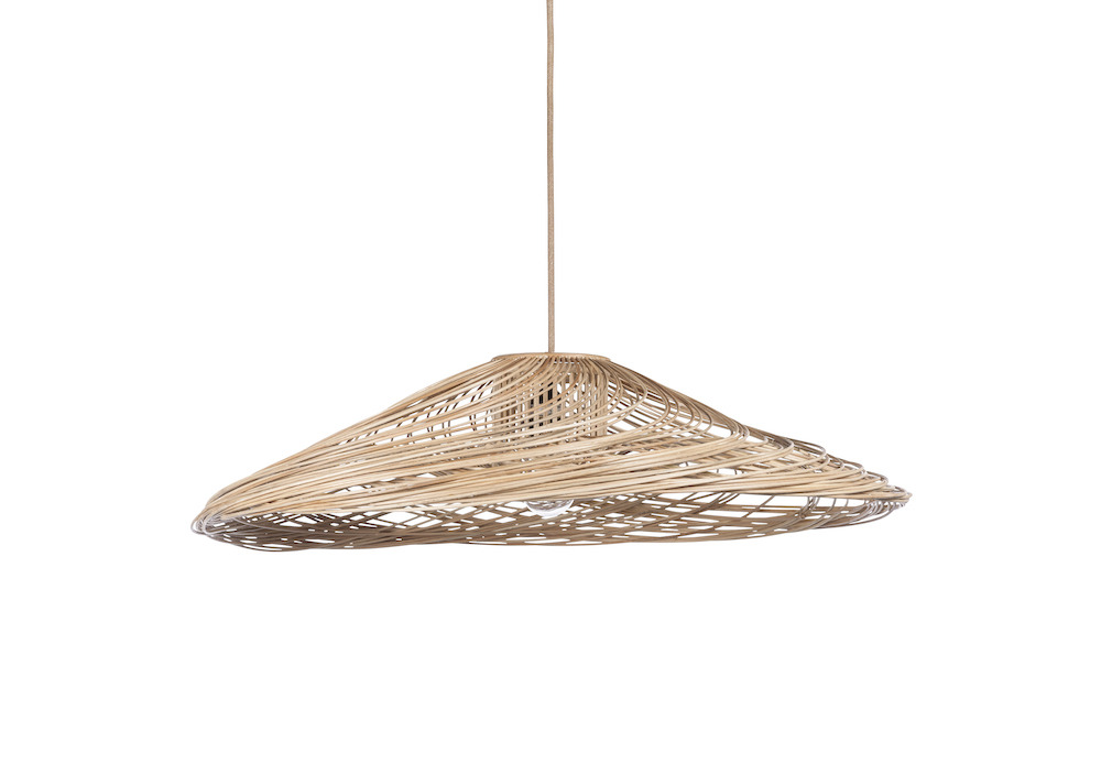 Suspension Satelise en rotin au design naturel par Elise Fouin x Forestier Suspension Satelise en rotin au design naturel par Elise Fouin x Forestier