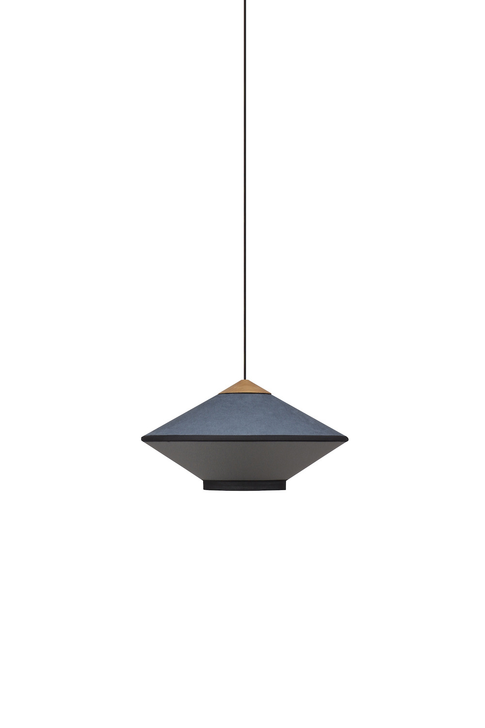 Suspension Cymbal en tissu au design chic par Jette Scheib x Forestier Suspension Cymbal en tissu au design chic par Jette Scheib x Forestier