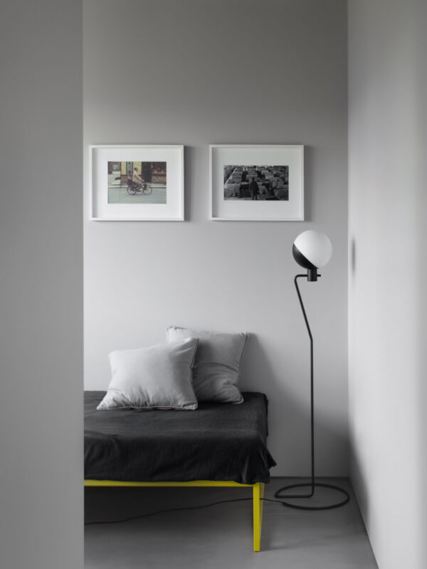 Lampadaire Baluna en acier au design industriel par Grupa