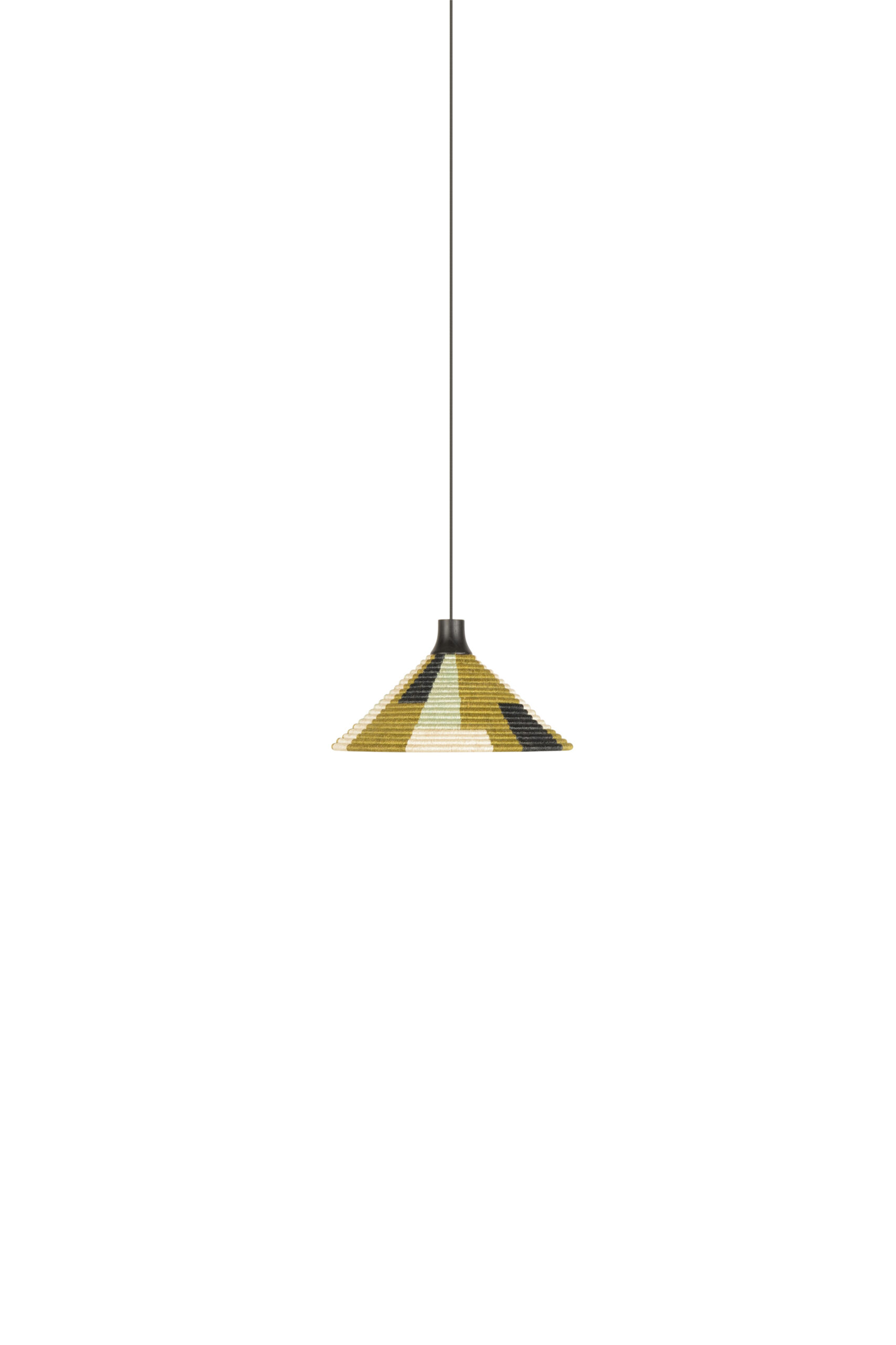 Suspension Parrot en fibre d’abaca au design naturel par Jette Scheib x Forestier Suspension Parrot en fibre d’abaca au design naturel par Jette Scheib x Forestier