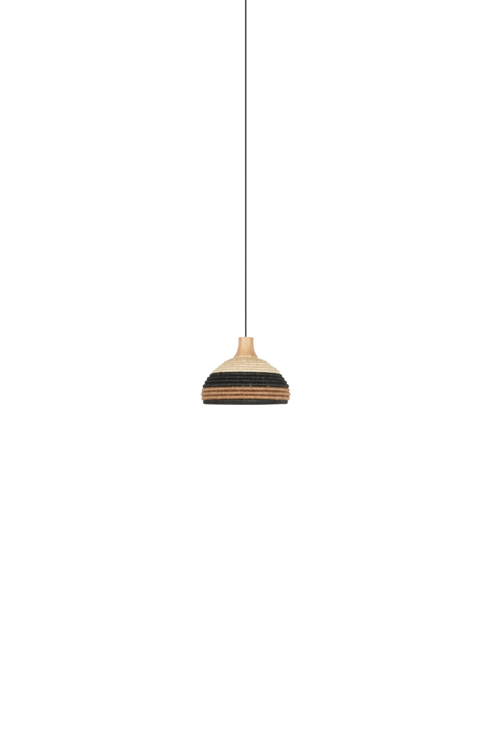 Suspension Grass en fibre d’abaca au design naturel par Jette Scheib x Forestier