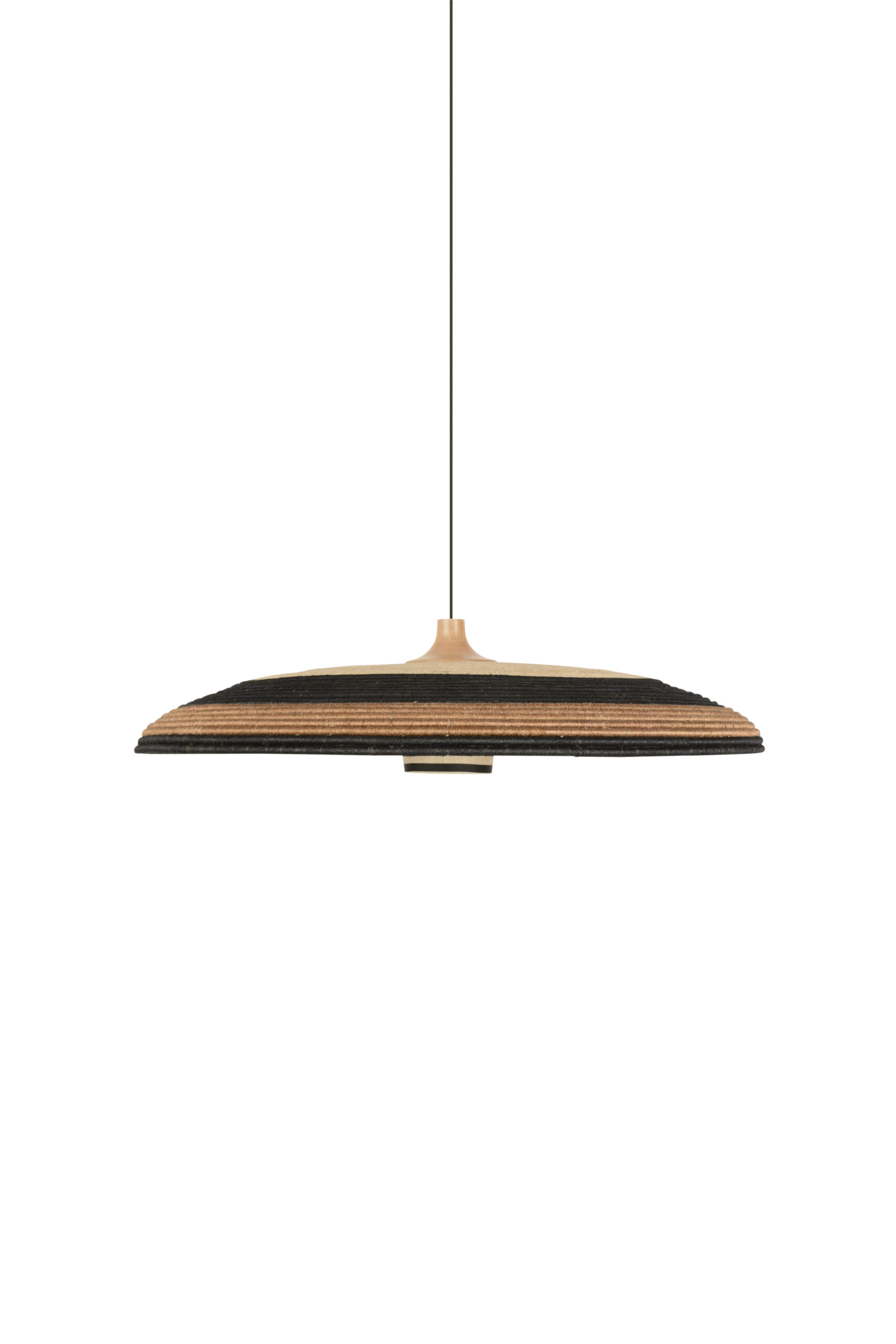 Suspension Grass en fibre d’abaca au design naturel par Jette Scheib x Forestier Suspension Grass en fibre d’abaca au design naturel par Jette Scheib x Forestier