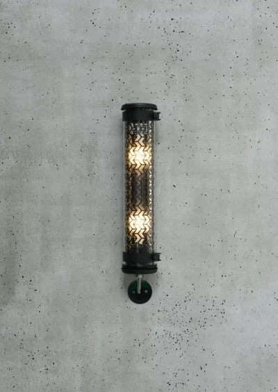 Applique Monceau mini en inox au design industriel par Sammode