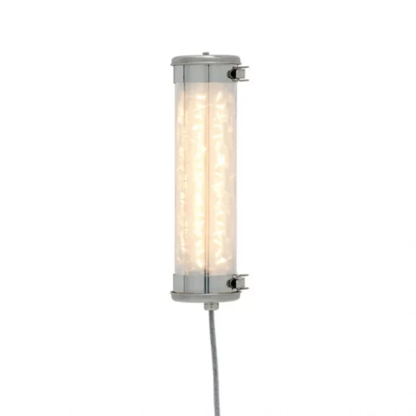 Applique Nilak en inox au design industriel par Sammode