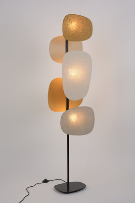 Lampadaire Screen 70's avec 5 écrans en lin bordés en tissu par Market Set