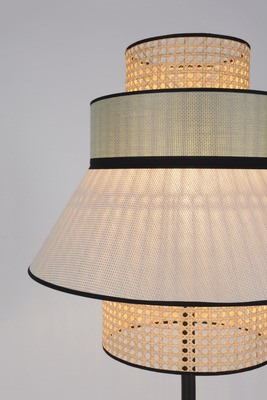 Lampadaire extérieur Singapour en cannage & tissus Sunbrella par Market Set Lampadaire extérieur Singapour en cannage & tissus Sunbrella par Market Set
