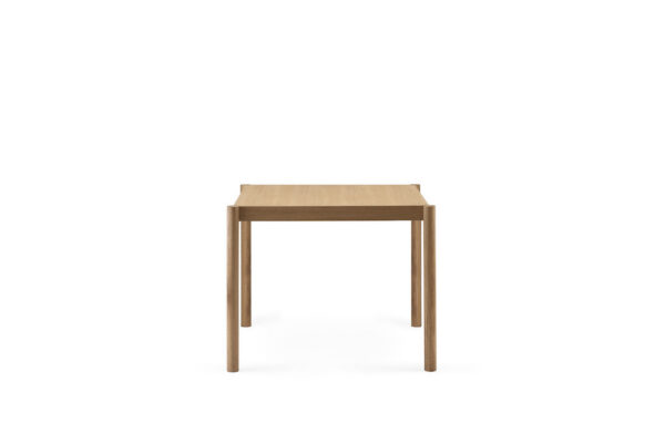 Table Citizen 85 cm en chêne massif par etc.etc. au design scandinave
