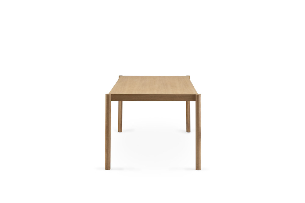 Table Citizen 180 cm en chêne massif par etc.etc. au design scandinave Table Citizen 180 cm en chêne massif par etc.etc. au design scandinave