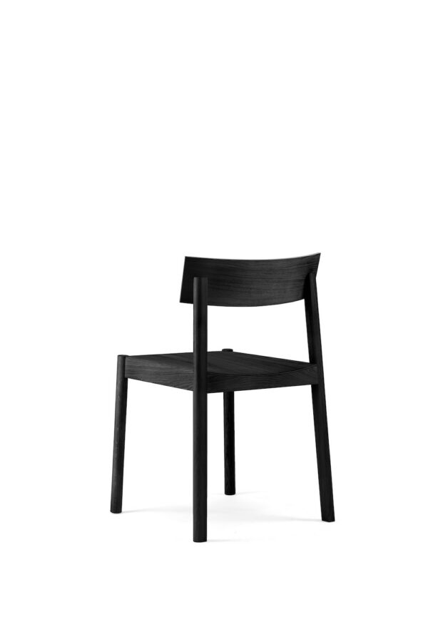 Chaise Citizen avec dossier carré en chêne massif par etc.etc. au design scandinave