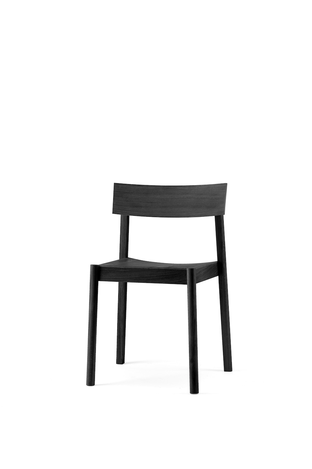 Chaise Citizen avec dossier carré en chêne massif par etc.etc. au design scandinave Chaise Citizen avec dossier carré en chêne massif par etc.etc. au design scandinave