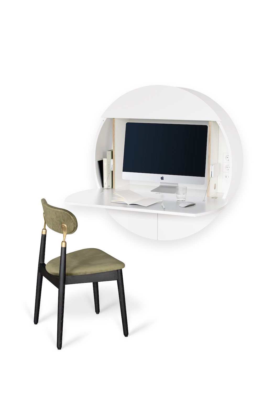Bureau mural multifonctionnel Cabinet Pill Extra blanc en bois par Inesa Malafej au design scandinave