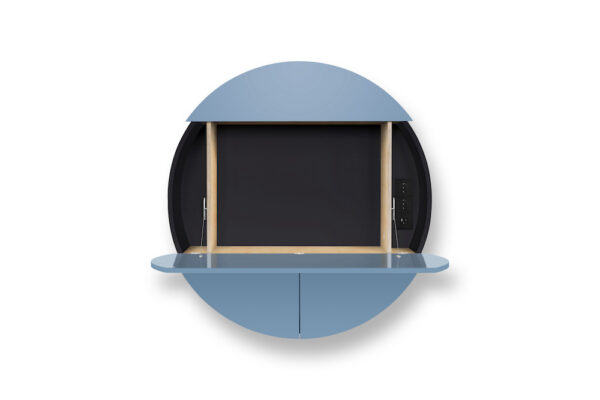 Bureau mural multifonctionnel Cabinet Pill Extra bleu en bois par Inesa Malafej au design scandinave