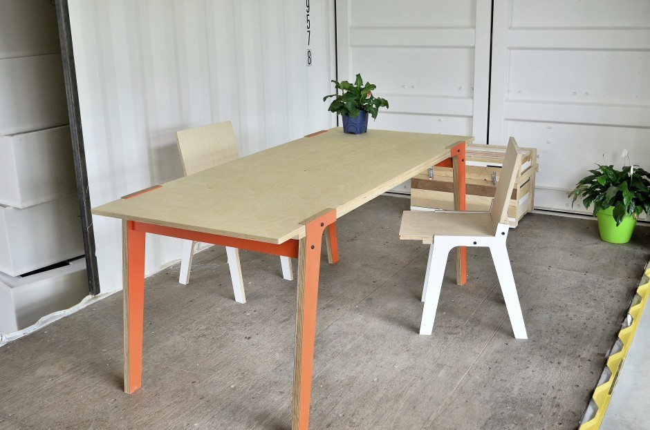 Table Switch S Large (2m) en bois au design contemporain