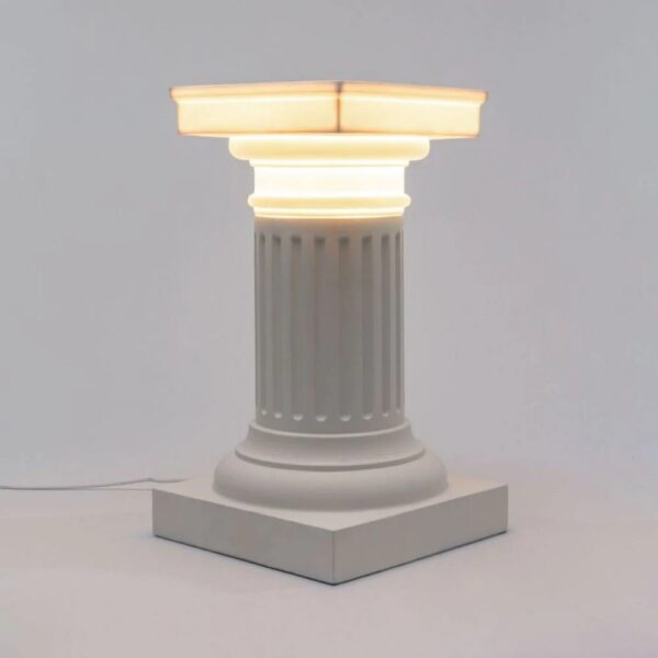 Lampadaire Mini Las Vegas en forme de colonne par Fabio Novembre x Seletti