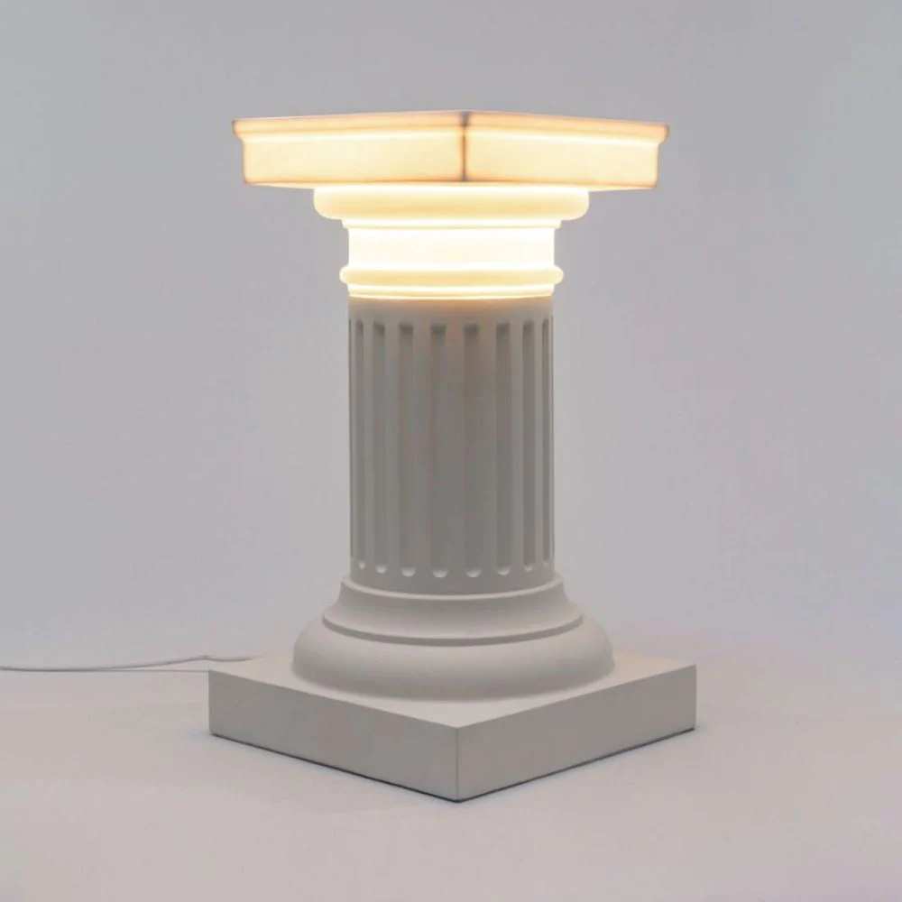 Lampadaire Mini Las Vegas en forme de colonne par Fabio Novembre x Seletti