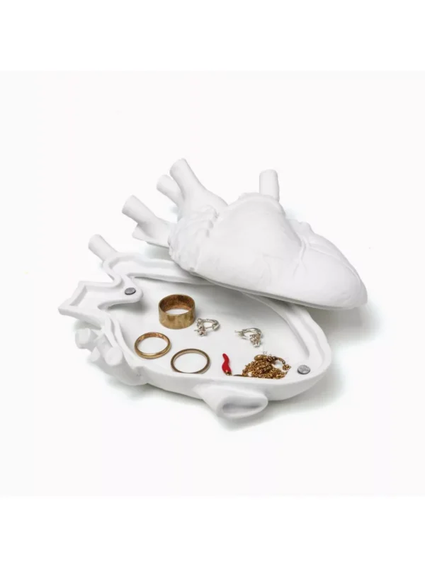 Boîte design Love in a box en porcelaine en forme de coeur par Marcantonio X Seletti