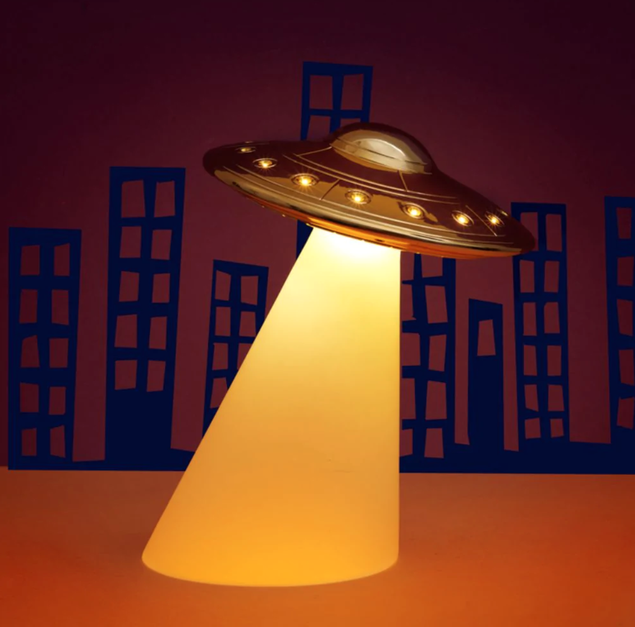 Lampe à poser Roswell avec batterie rechargeable en résine par Blow by Job x Seletti