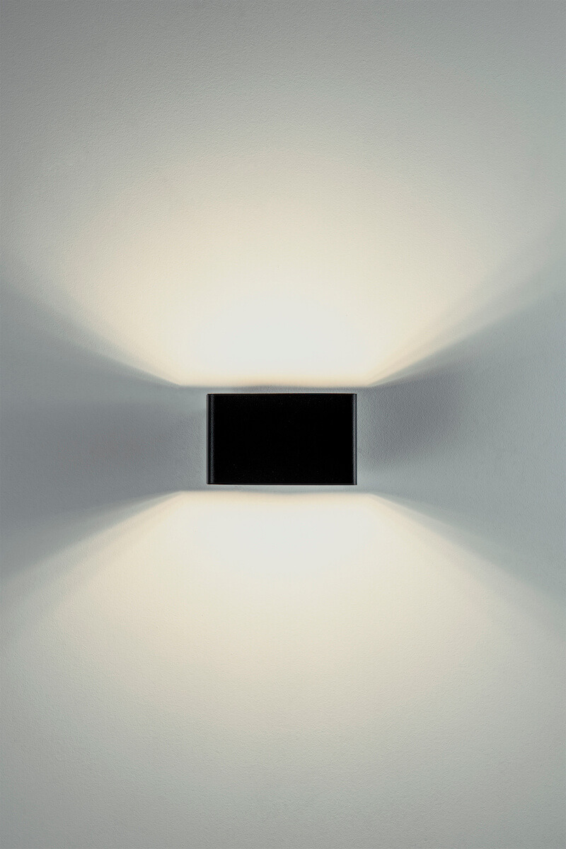 Applique extérieur Frame LED en métal par Aqueni x Estiluz Applique extérieur Frame LED en métal par Aqueni x Estiluz