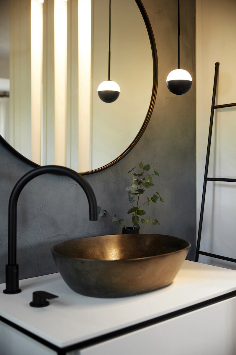 Suspension Alfi en métal par EstudiHac x Estiluz Suspension Alfi en métal par EstudiHac x Estiluz