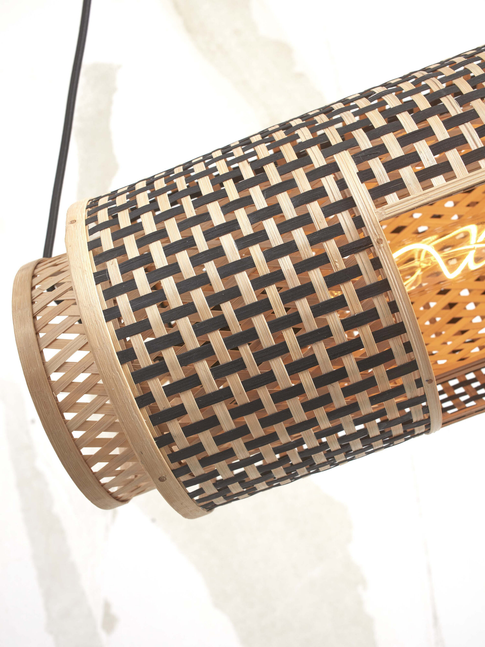 Suspension Bhutan L avec abat-jour en Bambou naturel au design naturel par Good & Mojo Suspension Bhutan L avec abat-jour en Bambou naturel au design naturel par Good & Mojo