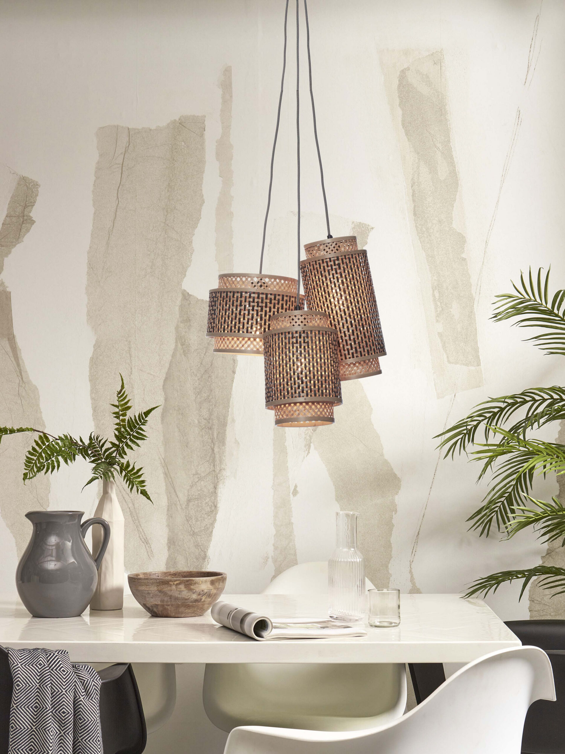 Suspension bouquet Bhutan 3 lampes avec abat-jour en Bambou naturel au design naturel par Good & Mojo Suspension bouquet Bhutan 3 lampes avec abat-jour en Bambou naturel au design naturel par Good & Mojo