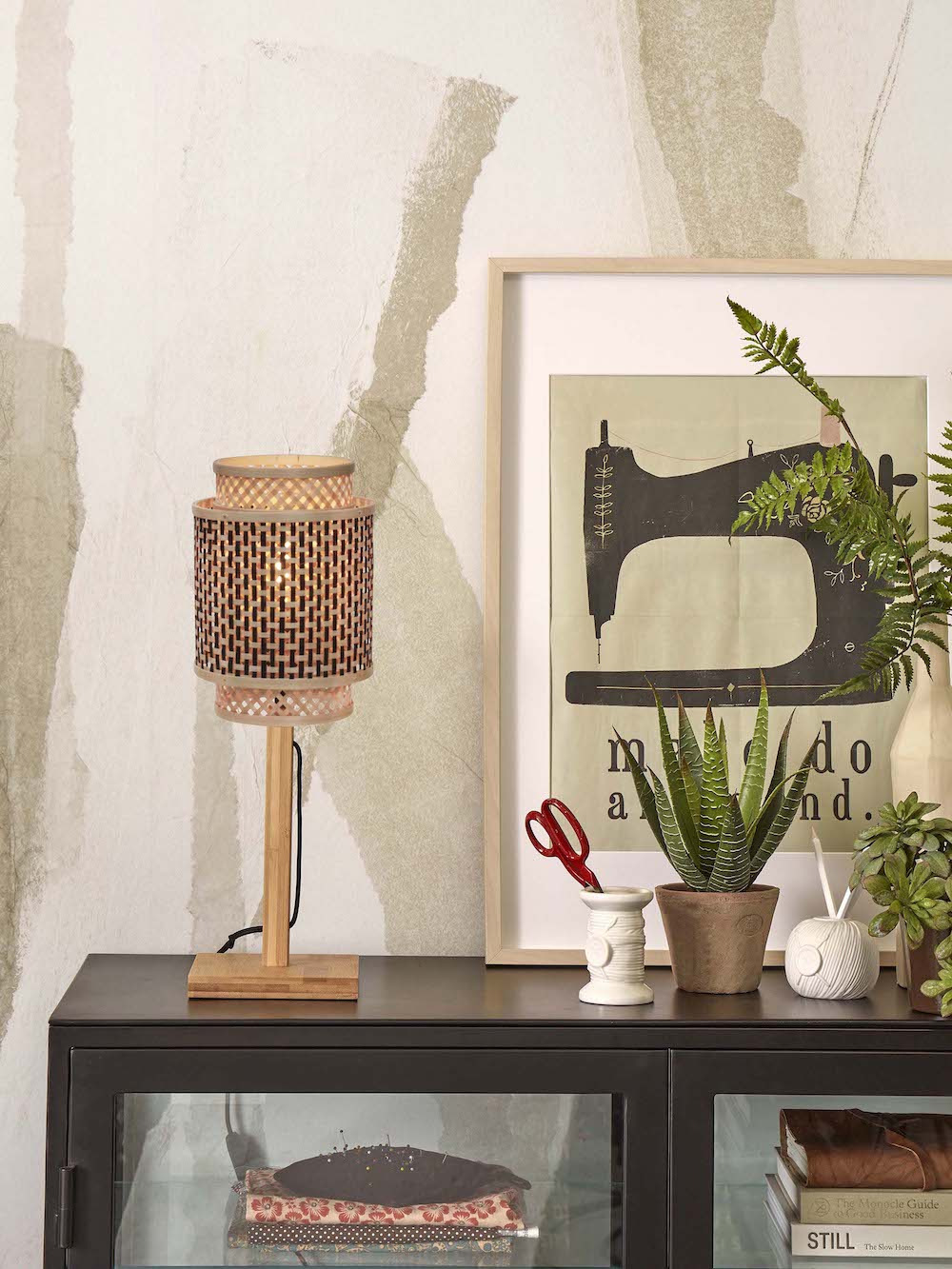 Lampe à poser Bhutan avec abat-jour en Bambou naturel au design naturel par Good & Mojo Lampe à poser Bhutan avec abat-jour en Bambou naturel au design naturel par Good & Mojo